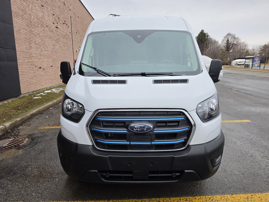 2023 Ford E-Transit Cargo Van T-350 Medium Roof 148' in Repentigny, Quebec - 5 - w1024h768px