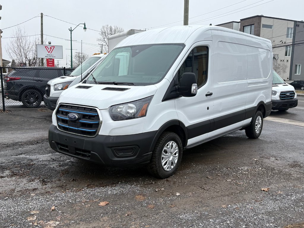 2023 Ford E-Transit Cargo Van T-350 Medium Roof 148' in Repentigny, Quebec - 1 - w1024h768px