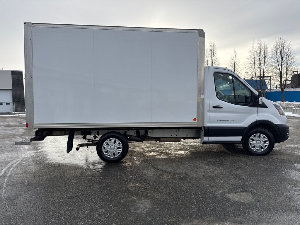 Ford Transit Cargo Van CUBE 12 PIEDS 2023 à Repentigny, Québec - 7 - w1024h768px