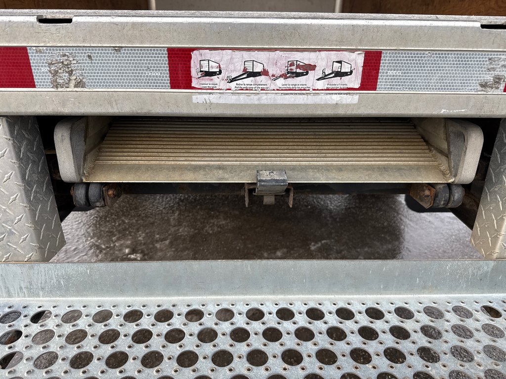 Ford Transit Cargo Van CUBE 12 PIEDS 2023 à Repentigny, Québec - 12 - w1024h768px