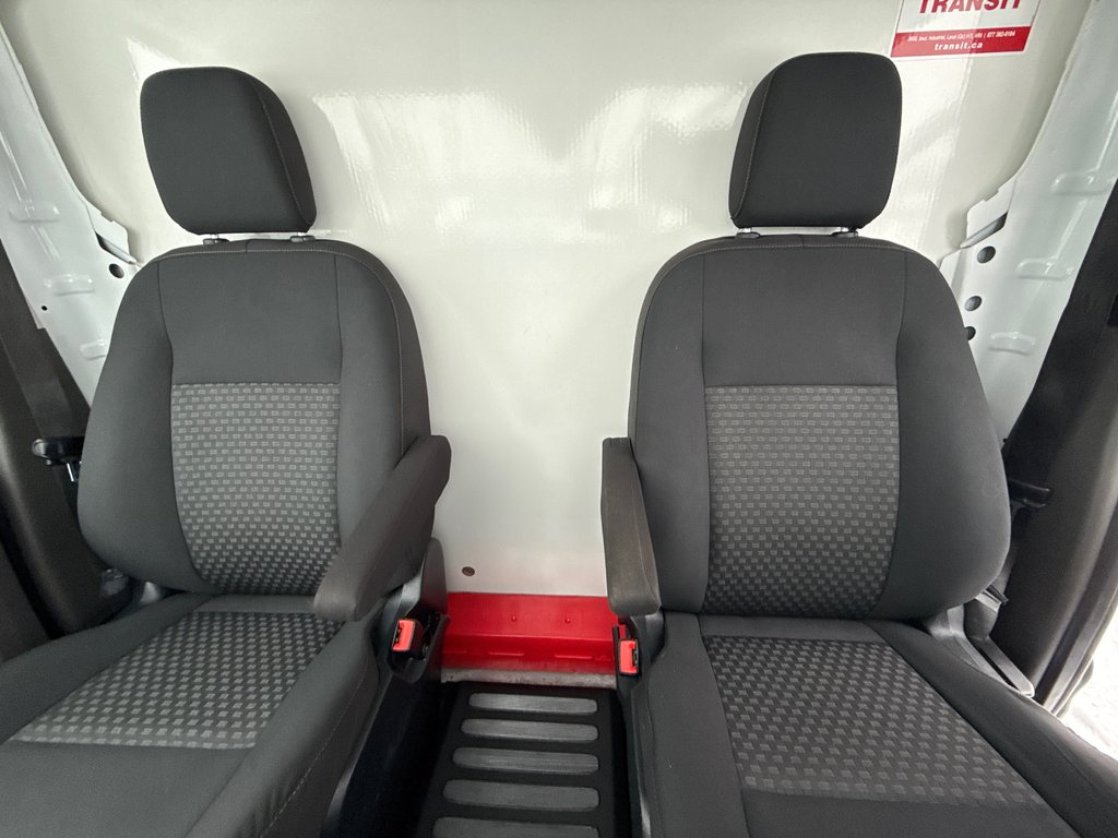 Ford Transit Cargo Van CUBE 14 PIEDS 2023 à Repentigny, Québec - 15 - w1024h768px