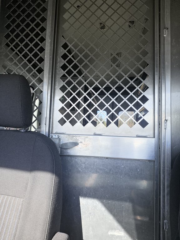 2016 Ford Transit Cargo Van T-250 High Roof 148' in Repentigny, Quebec - 21 - w1024h768px