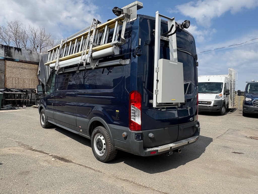 Ford Transit Cargo Van T-350 High Roof 148' 2017 à Repentigny, Québec - 9 - w1024h768px