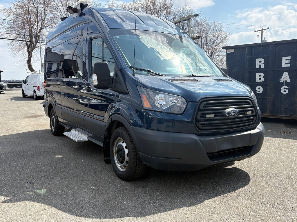 Ford Transit Cargo Van T-350 High Roof 148' 2017 à Repentigny, Québec - 4 - w1024h768px