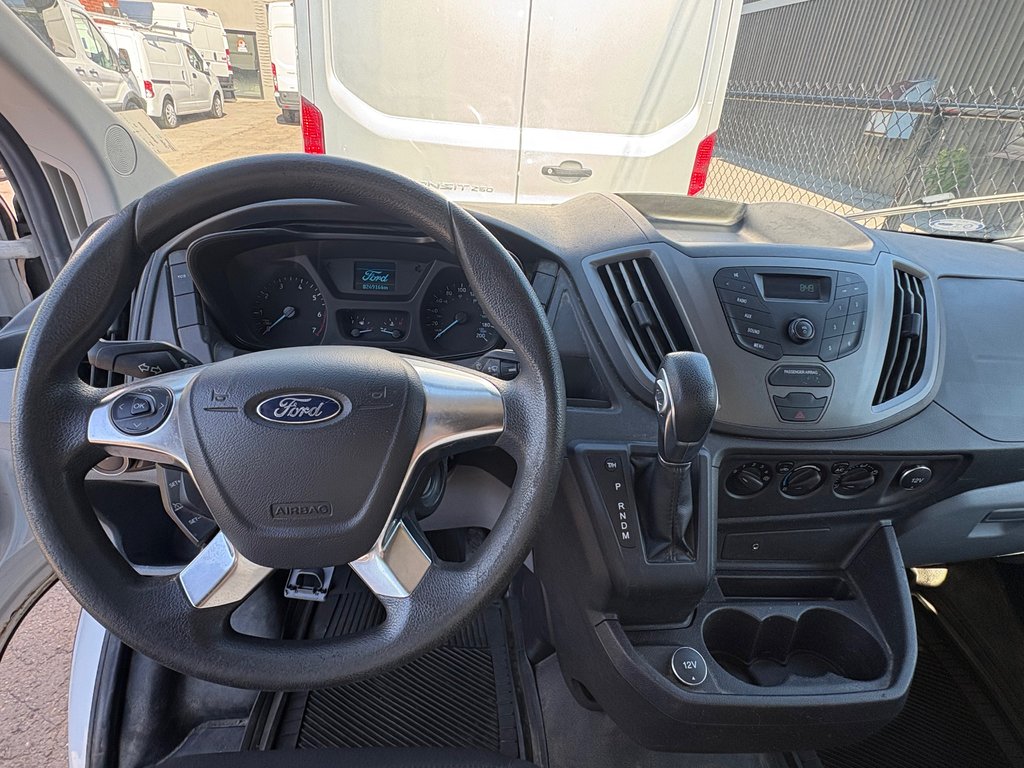 Ford Transit Cargo Van T-350 High Roof 148' 2017 à Repentigny, Québec - 12 - w1024h768px