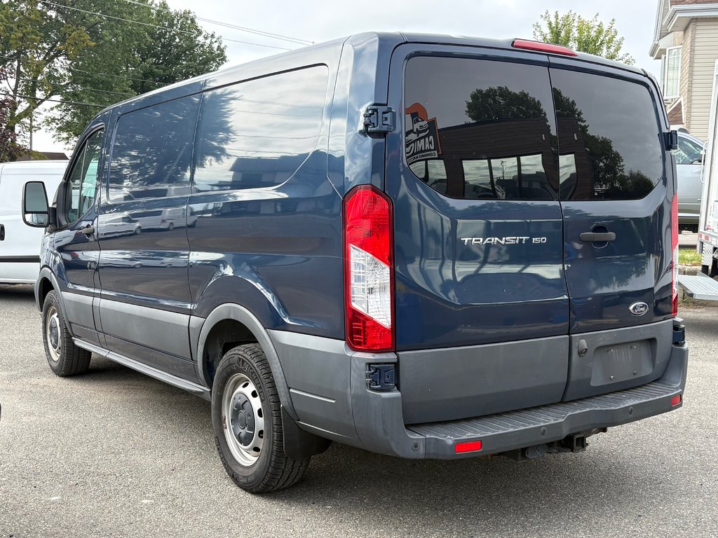 2017 Ford Transit Cargo Van T-150 Low Roof 130' in Saint-Sulpice, Quebec - 8 - w1024h768px