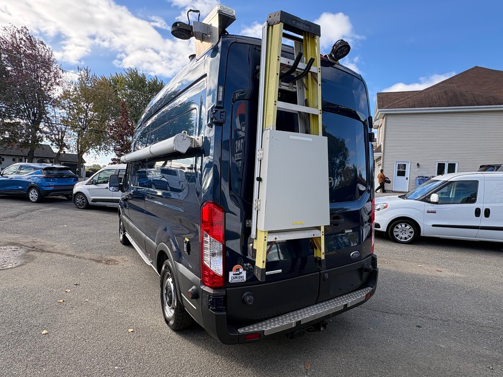 Ford Transit Cargo Van T-350 High Roof 148' 2017 à Saint-Sulpice, Québec - 7 - w1024h768px
