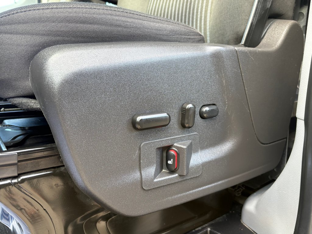 Ford Transit Cargo Van T-350 High Roof 148' 2017 à Saint-Sulpice, Québec - 13 - w1024h768px