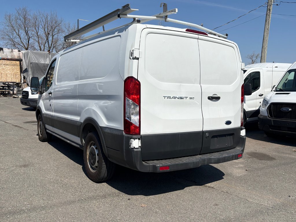 2018 Ford Transit Cargo Van T-150 Low Roof 130' in Repentigny, Quebec - 7 - w1024h768px