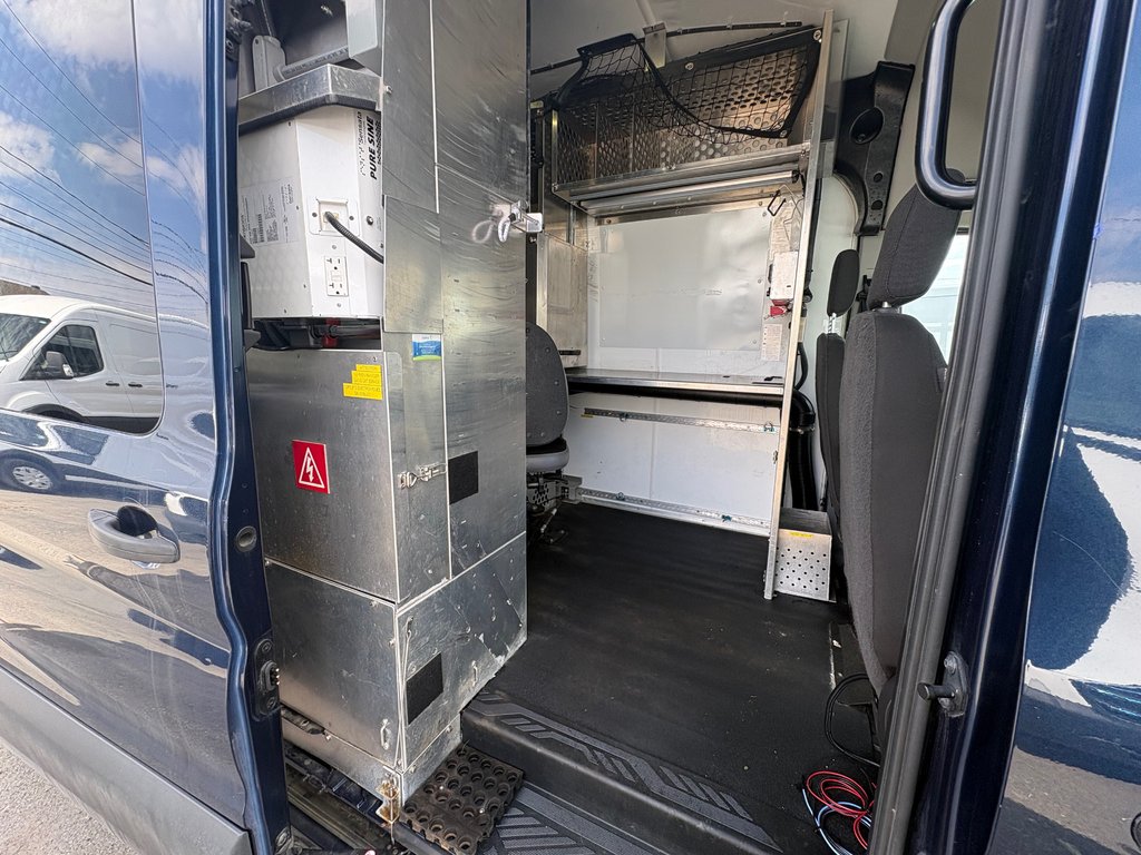 Ford Transit Cargo Van T-350 High Roof 148' 2018 à Repentigny, Québec - 6 - w1024h768px
