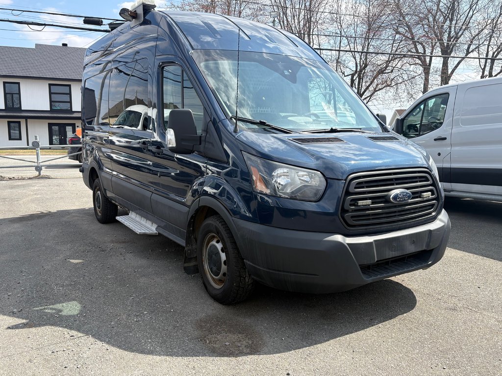 Ford Transit Cargo Van T-350 High Roof 148' 2018 à Repentigny, Québec - 4 - w1024h768px
