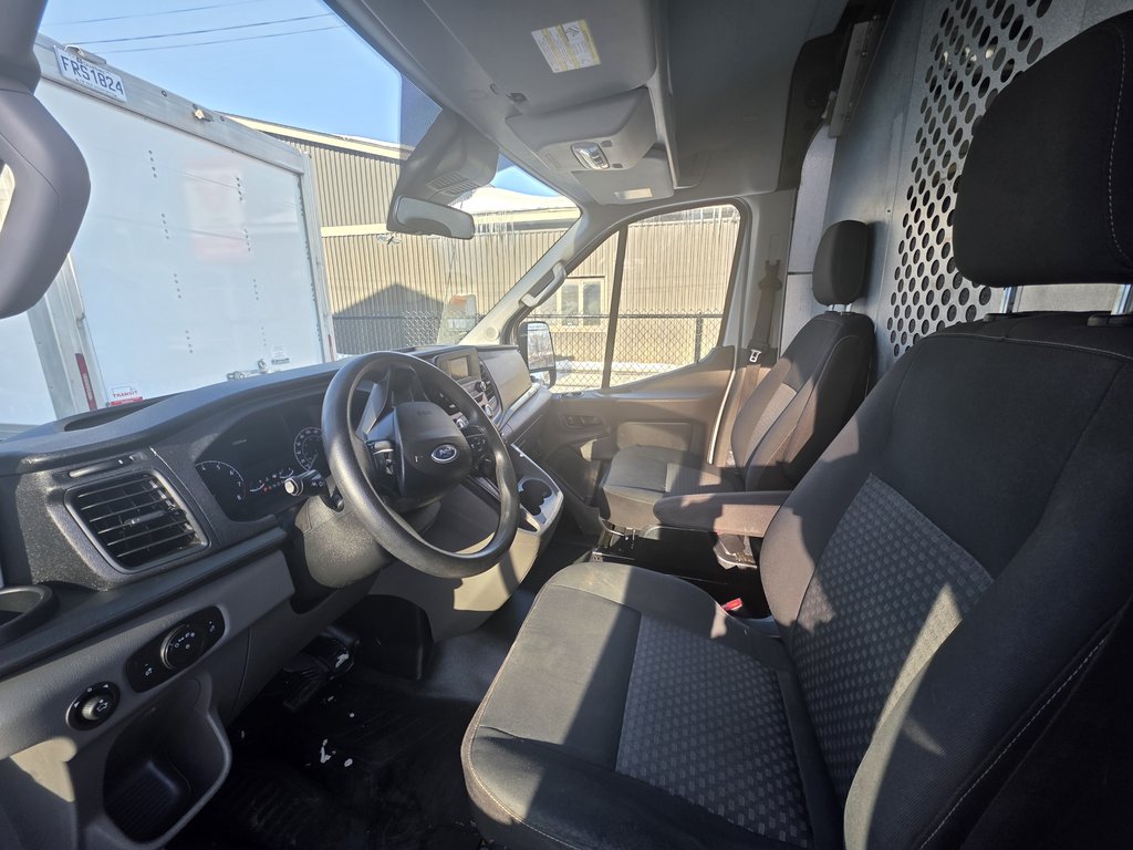 2020 Ford Transit Cargo Van T-250 Medium Roof 148' in Repentigny, Quebec - 10 - w1024h768px