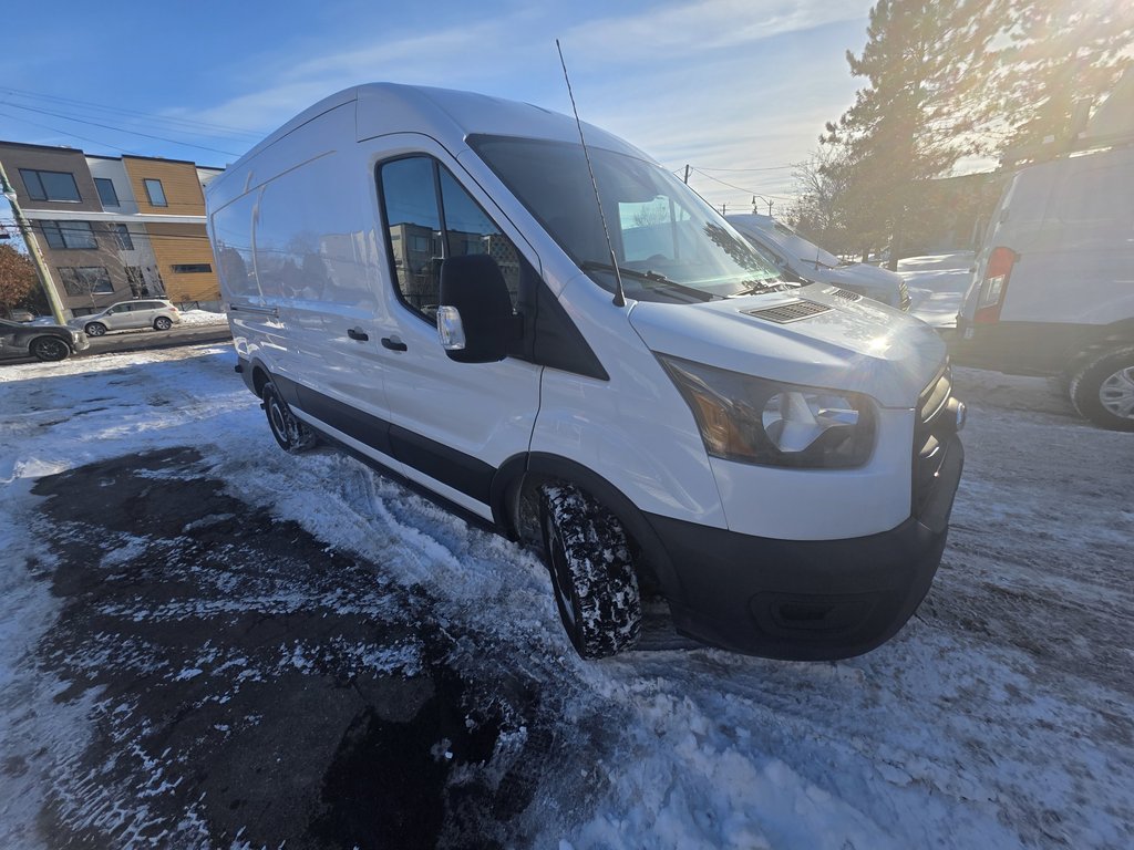2020 Ford Transit Cargo Van T-250 Medium Roof 148' in Repentigny, Quebec - 7 - w1024h768px