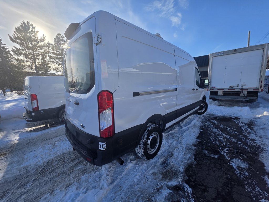 2020 Ford Transit Cargo Van T-250 Medium Roof 148' in Repentigny, Quebec - 5 - w1024h768px