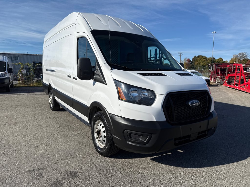 Ford Transit Cargo Van T-250 High Roof EL 148' EXT AWD 2022 à Saint-Sulpice, Québec - 5 - w1024h768px