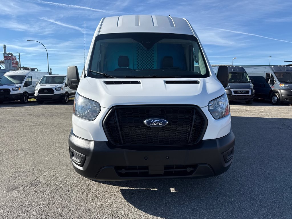 Ford Transit Cargo Van T-250 High Roof EL 148' EXT AWD 2022 à Saint-Sulpice, Québec - 6 - w1024h768px