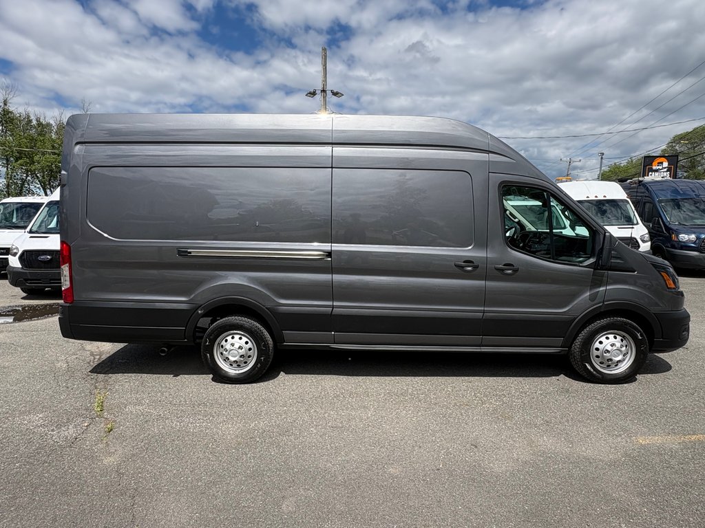 2022 Ford Transit Cargo Van T-250 High Roof 148' EXT AWD in Repentigny, Quebec - 5 - w1024h768px