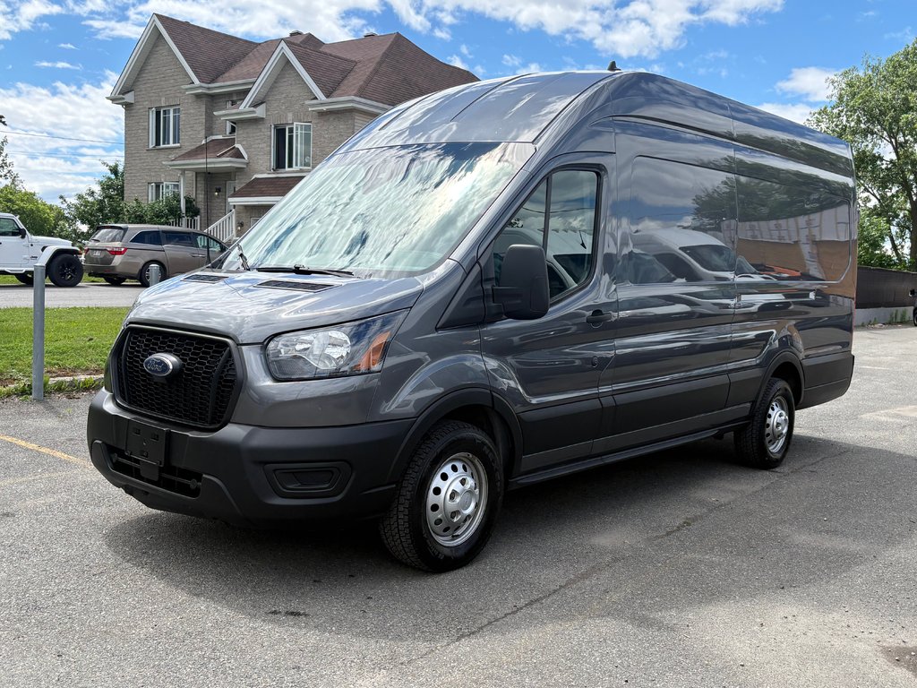 2022 Ford Transit Cargo Van T-250 High Roof 148' EXT AWD in Repentigny, Quebec - 1 - w1024h768px