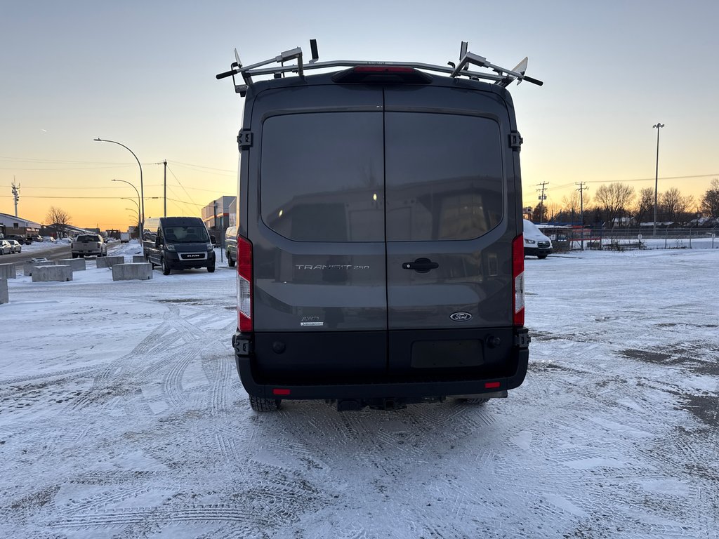 Ford Transit Cargo Van T-250 Medium Roof 130' AWD 2023 à Repentigny, Québec - 5 - w1024h768px