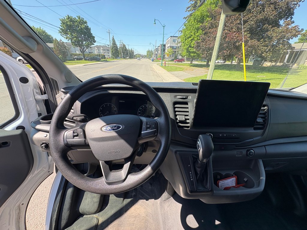 2023 Ford Transit Cargo Van T-250 High Roof 148' EXT in Repentigny, Quebec - 12 - w1024h768px