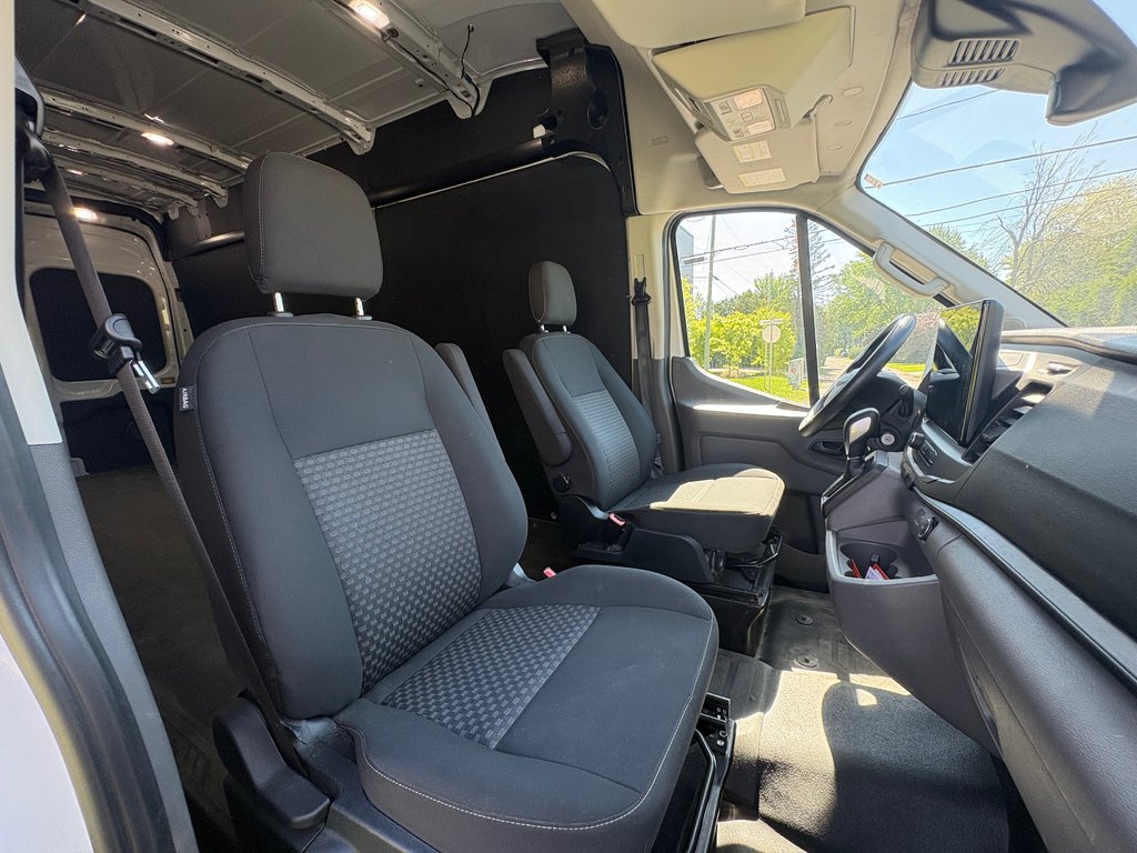 2023 Ford Transit Cargo Van T-250 High Roof 148' EXT in Repentigny, Quebec - 10 - w1024h768px