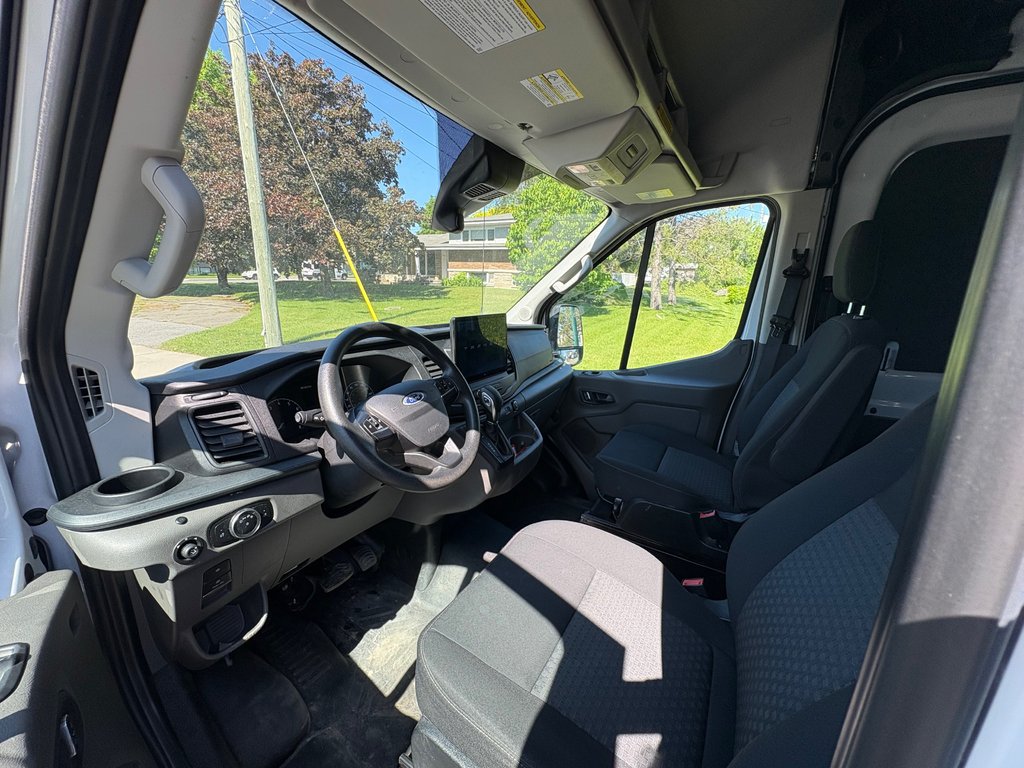 2023 Ford Transit Cargo Van T-250 High Roof 148' EXT in Repentigny, Quebec - 11 - w1024h768px