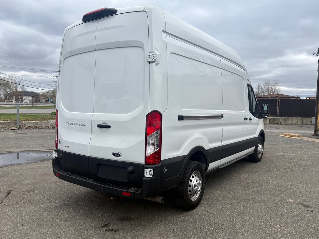 Ford Transit Cargo Van T-250 High Roof 148' AWD 2024 à Repentigny, Québec - 7 - w1024h768px