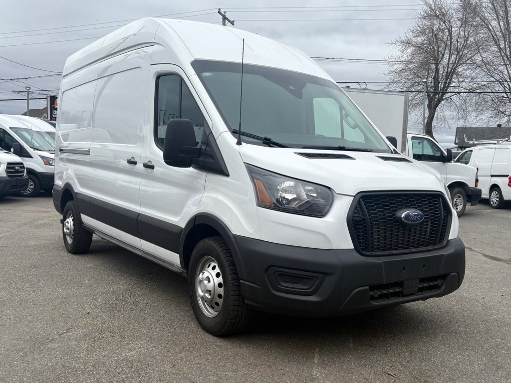 Ford Transit Cargo Van T-250 High Roof 148' AWD 2024 à Repentigny, Québec - 4 - w1024h768px