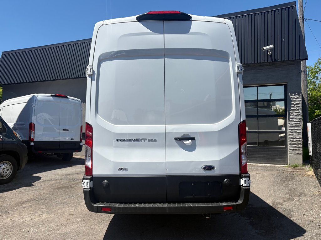 Ford Transit Cargo Van T-250 High Roof 148' EXT AWD 2024 à Repentigny, Québec - 8 - w1024h768px
