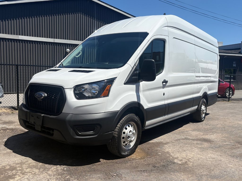 Ford Transit Cargo Van T-250 High Roof 148' EXT AWD 2024 à Repentigny, Québec - 3 - w1024h768px