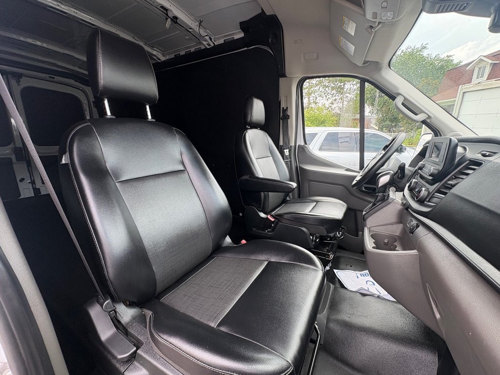 Ford Transit Cargo Van T-250 Medium Roof 148' AWD 2024 à Repentigny, Québec - 10 - w1024h768px