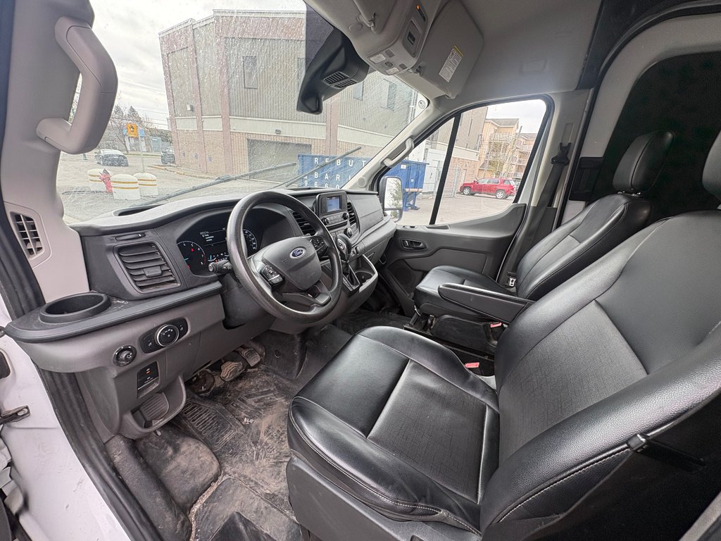 Ford Transit Cargo Van T-250 Medium Roof 148' AWD 2024 à Repentigny, Québec - 7 - w1024h768px