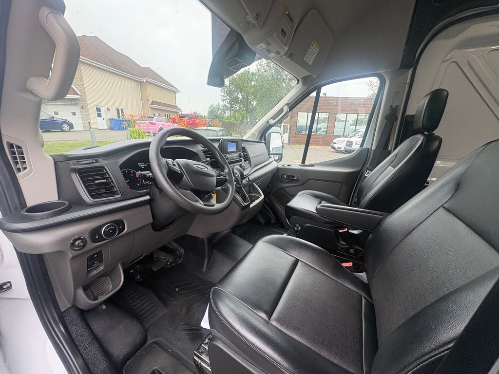 2025 Ford Transit Cargo Van T-250 High Roof 148' AWD in Repentigny, Quebec - 12 - w1024h768px