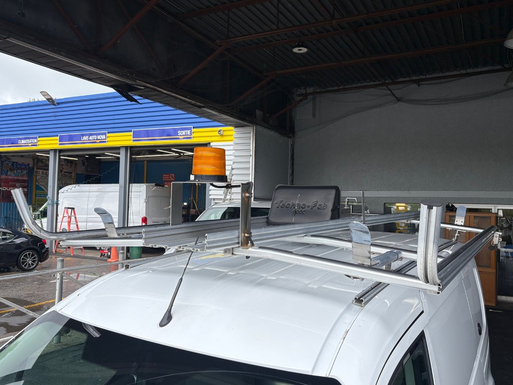 2015 Ford Transit Connect XL in Repentigny, Quebec - 11 - w1024h768px