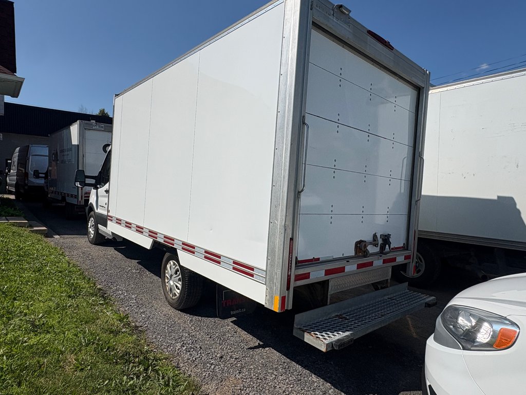 Ford Transit Cutaway T-350 Cube 14' PIEDS 2018 à Repentigny, Québec - 6 - w1024h768px