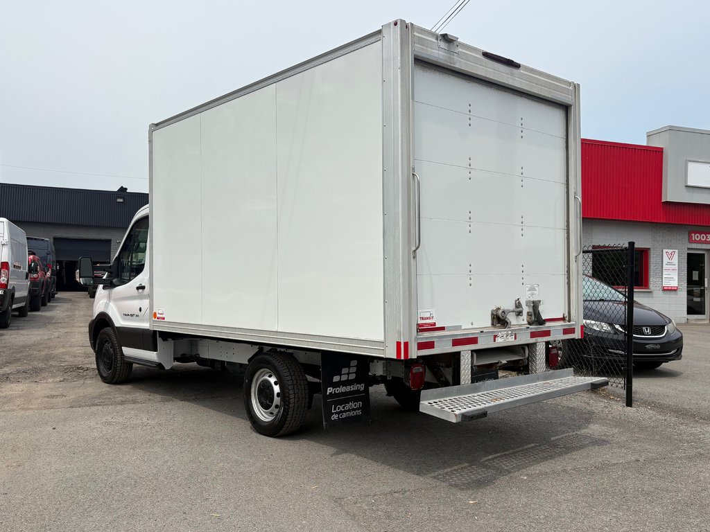 Ford Transit Cutaway T-350 Cube 12' PIEDS 2024 à Repentigny, Québec - 6 - w1024h768px