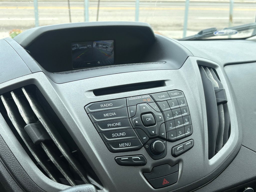 Ford Transit Van T-250 Low Roof 148' 2018 à Repentigny, Québec - 15 - w1024h768px