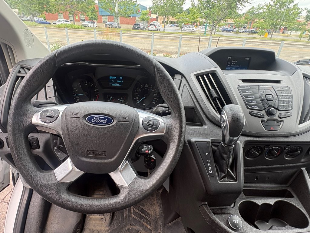 Ford Transit Van T-250 Low Roof 148' 2018 à Repentigny, Québec - 13 - w1024h768px