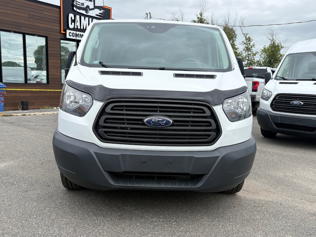 Ford Transit Van T-250 Low Roof 148' 2018 à Saint-Sulpice, Québec - 12 - w1024h768px