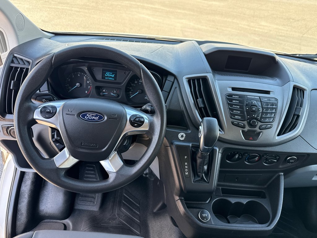 2019 Ford Transit Van T-250 Low Roof 130' in Saint-Sulpice, Quebec - 15 - w1024h768px