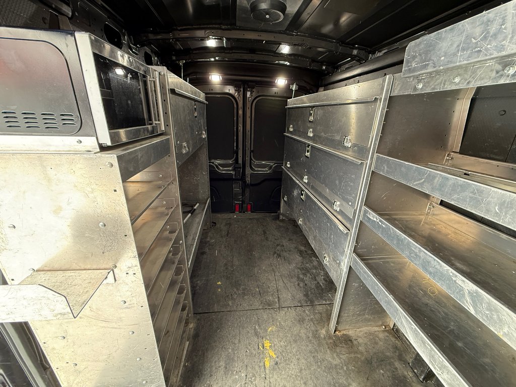 Ford Transit Van T-250 Medium Roof 148' 2019 à Repentigny, Québec - 13 - w1024h768px