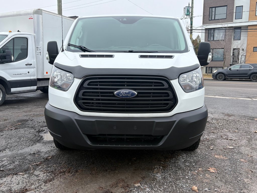 Ford Transit Van T-250 Low Roof 148' 2019 à Repentigny, Québec - 3 - w1024h768px
