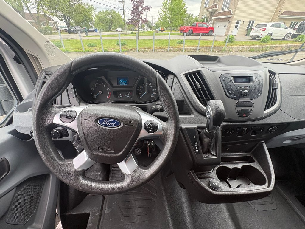 Ford Transit Van T-250 Low Roof 148' 2019 à Repentigny, Québec - 13 - w1024h768px