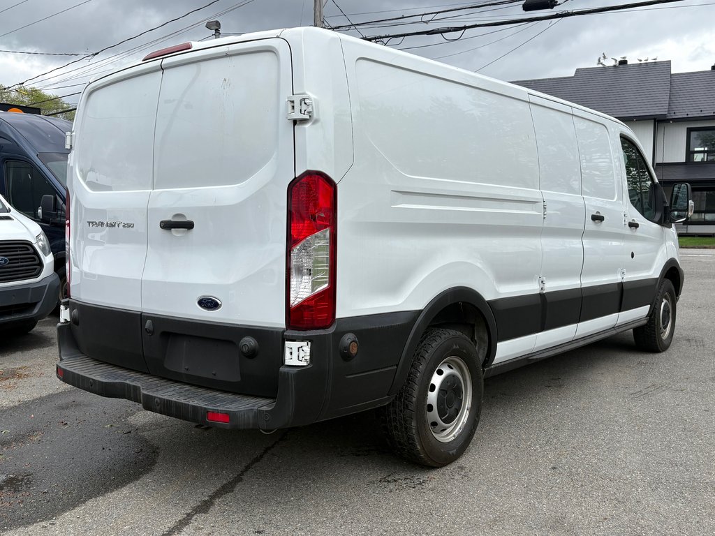 Ford Transit Van T-250 Low Roof 148' 2019 à Repentigny, Québec - 6 - w1024h768px