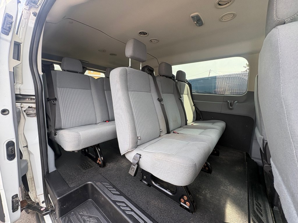 Ford Transit Wagon T-150 XLT Wagon 2015 à Repentigny, Québec - 7 - w1024h768px