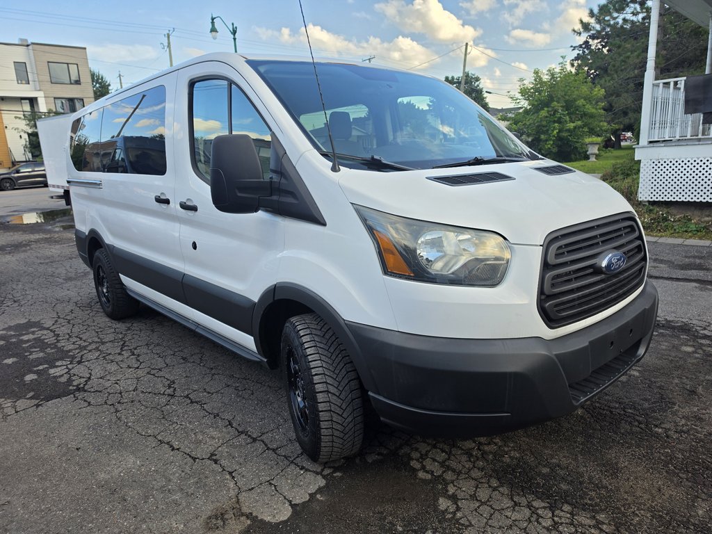 Ford Transit Wagon T-150 XLT Wagon 2015 à Repentigny, Québec - 16 - w1024h768px