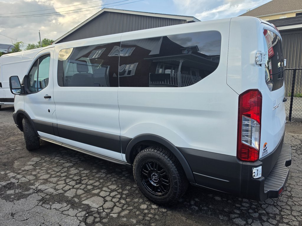 Ford Transit Wagon T-150 XLT Wagon 2015 à Repentigny, Québec - 14 - w1024h768px
