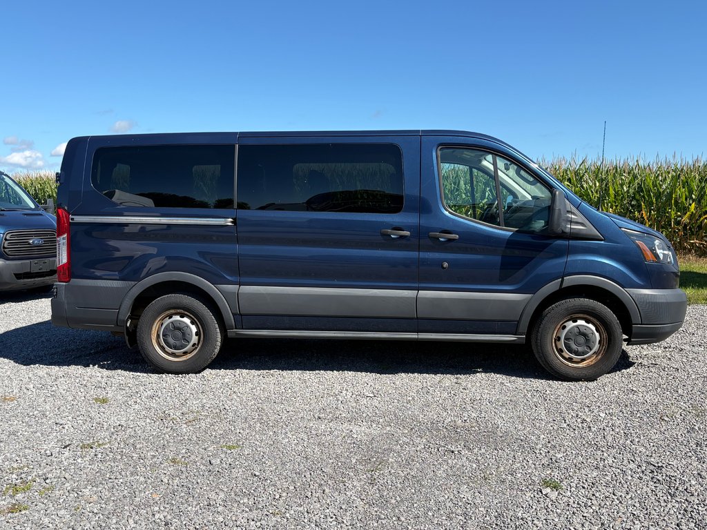 Ford Transit Wagon T-150 XLT Wagon 2016 à Repentigny, Québec - 5 - w1024h768px