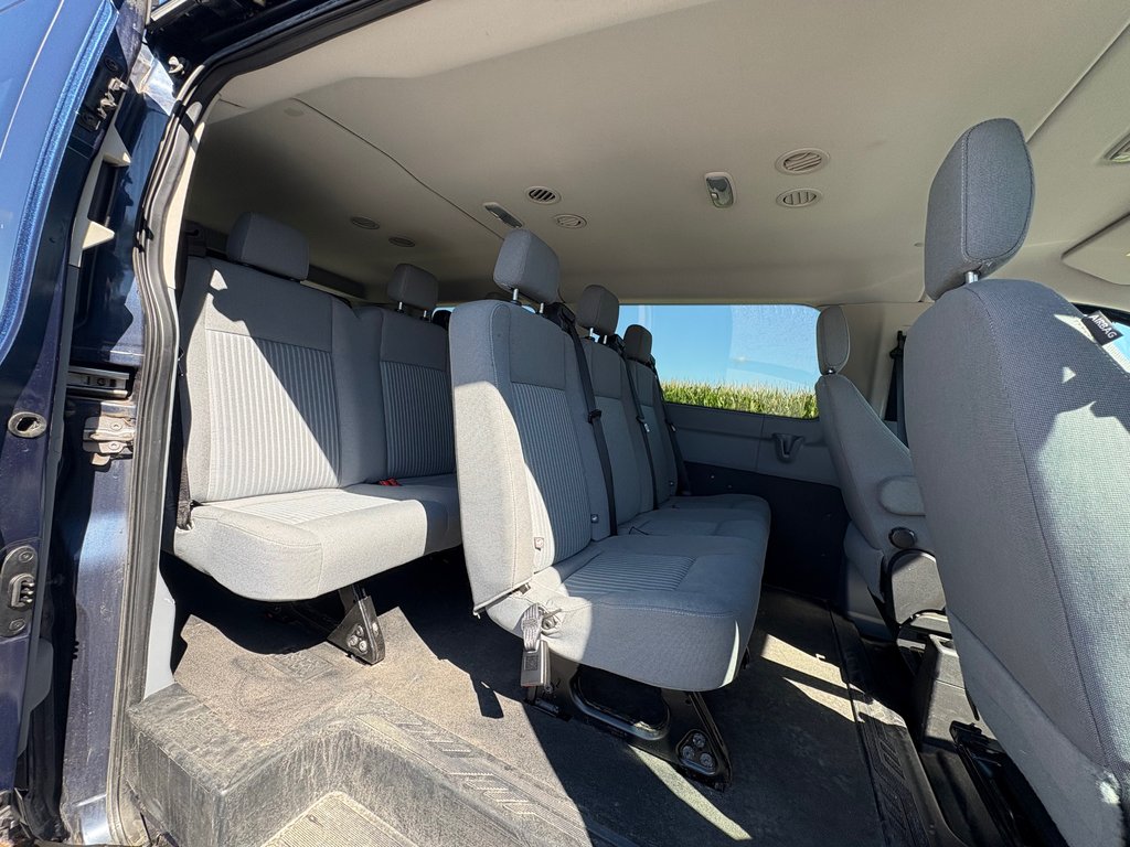 Ford Transit Wagon T-150 XLT Wagon 2016 à Repentigny, Québec - 11 - w1024h768px
