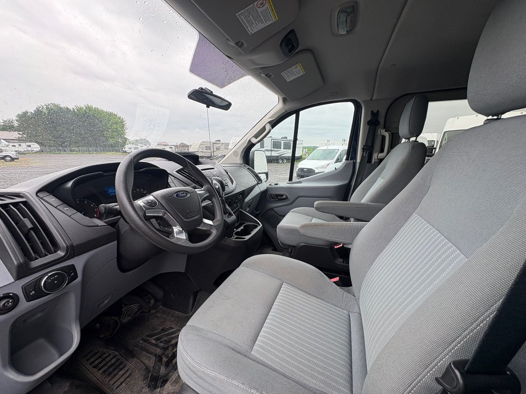 2016 Ford Transit Wagon T-150 XLT Wagon in Repentigny, Quebec - 13 - w1024h768px